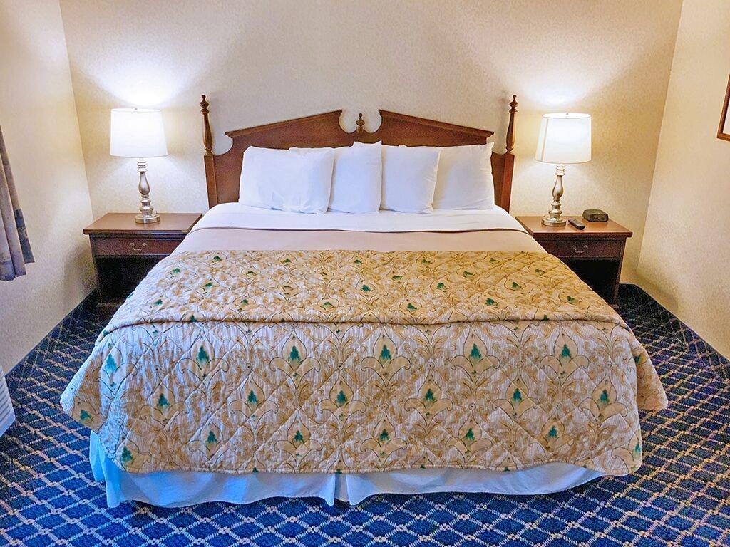 Regency Inn & Suites 西斯普林菲尔德 外观 照片